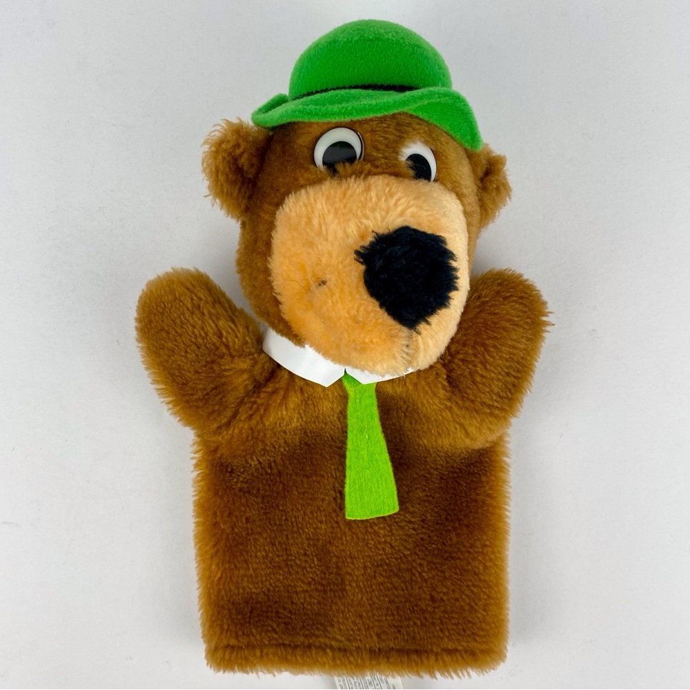 Vintage 1980 Yogi Bear Hand Puppet, Hanna Barbera,  Mighty Star, made in Korea